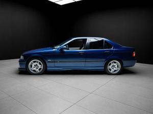 BMW M3 4d - Image 2