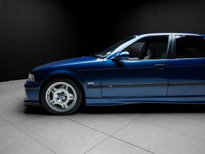 BMW M3 4d - Image 3