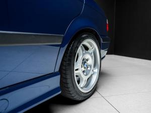 BMW M3 4d - Image 5