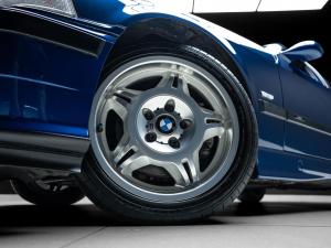 BMW M3 4d - Image 7