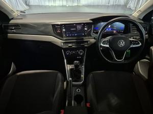 Volkswagen Polo hatch 1.0TSI Life manual - Image 14