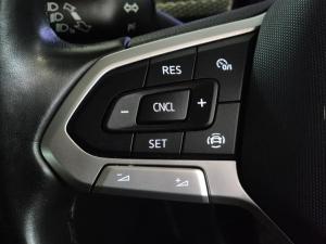 Volkswagen Polo hatch 1.0TSI Life manual - Image 17