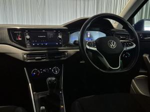 Volkswagen Polo hatch 1.0TSI Life manual - Image 20