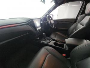 Isuzu D-MAX 1.9 Ddi HR X-RIDER automatic D/C - Image 10