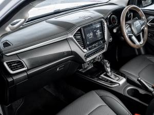 Isuzu D-Max 3.0TD double cab LSE 4x4 - Image 18