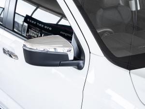 Isuzu D-Max 3.0TD double cab LSE 4x4 - Image 5