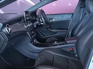 Mercedes-Benz CLA CLA200 AMG Line auto - Image 11
