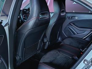 Mercedes-Benz CLA CLA200 AMG Line auto - Image 12