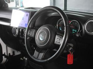 Jeep Wrangler 3.6L Polar Edition - Image 18