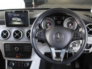Mercedes-Benz GLA GLA200 - Image 10