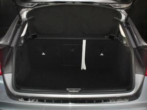 Mercedes-Benz GLA GLA200 - Image 6