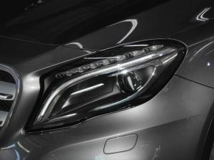 Mercedes-Benz GLA GLA200 - Image 7