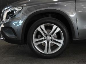 Mercedes-Benz GLA GLA200 - Image 8
