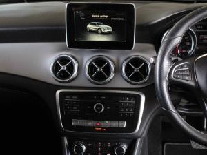 Mercedes-Benz GLA GLA220d 4Matic Style - Image 11
