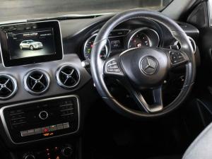 Mercedes-Benz GLA GLA220d 4Matic Style - Image 17