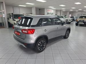 Toyota Urban Cruiser 1.5 XR - Image 2