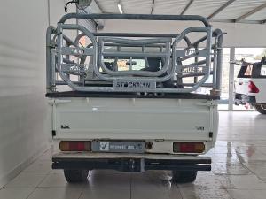 Toyota Land Cruiser 79 4.5D-4D LX V8 single cab - Image 5