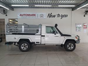 Toyota Land Cruiser 79 4.5D-4D LX V8 single cab - Image 3