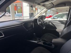 Isuzu D-Max 3.0TD double cab LS 4x4 auto - Image 7