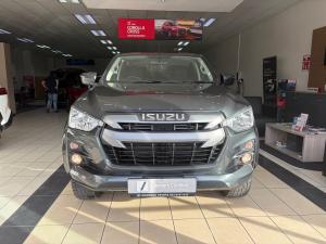 Isuzu D-Max 3.0TD double cab LS 4x4 auto - Image 4