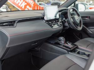 Toyota Corolla Cross 1.8 HEV GR-Sport - Image 7
