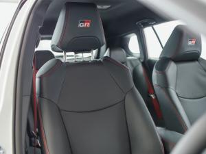 Toyota Corolla Cross 1.8 HEV GR-Sport - Image 11