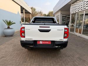 Toyota Hilux 2.8GD-6 double cab 4x4 Raider auto - Image 5