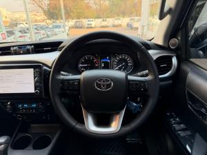 Toyota Hilux 2.8GD-6 double cab 4x4 Raider auto - Image 8