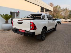 Toyota Hilux 2.8GD-6 double cab 4x4 Raider auto - Image 2