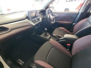 Toyota Starlet Cross 1.5 XS manual - Image 7