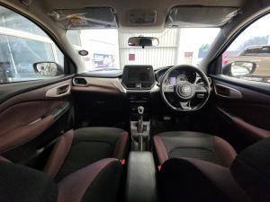Toyota Starlet Cross 1.5 XS auto - Image 6