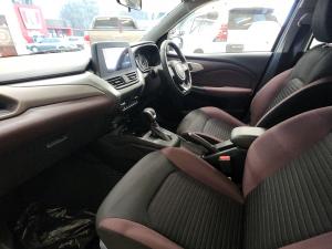 Toyota Starlet Cross 1.5 XS auto - Image 7