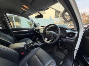 Toyota Hilux 2.8GD-6 double cab 4x4 Raider auto - Image 7