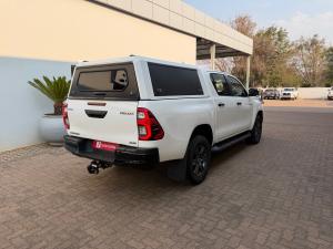 Toyota Hilux 2.8GD-6 double cab 4x4 Raider auto - Image 2