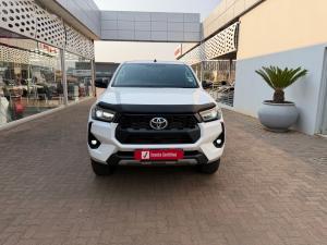 Toyota Hilux 2.8GD-6 double cab 4x4 Raider auto - Image 4