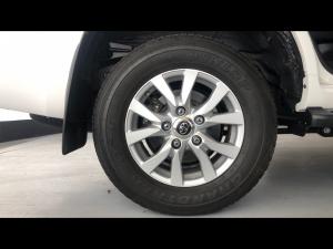 Toyota Land Cruiser 200 4.5D-4D V8 VX-R - Image 20