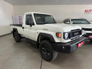Toyota Land Cruiser 79 2.8GD-6 single cab manual - Image 1