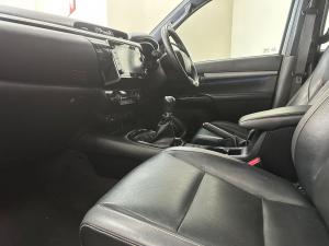 Toyota Hilux 2.8GD-6 double cab 4x4 Legend manual - Image 7