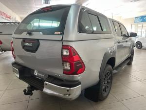 Toyota Hilux 2.8GD-6 double cab 4x4 Legend manual - Image 2