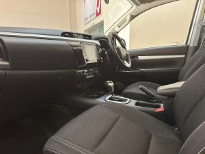 Toyota Hilux 2.8GD-6 double cab 4x4 Raider auto - Image 7