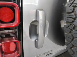 Land Rover Defender 110 P400 S - Image 23