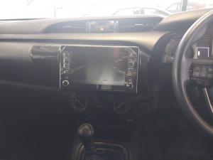 Toyota Hilux 2.4GD-6 Xtra cab Raider manual - Image 15
