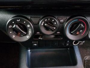 Toyota Hilux 2.4GD-6 Xtra cab Raider manual - Image 16