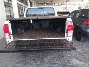 Toyota Hilux 2.4GD-6 Xtra cab Raider manual - Image 19