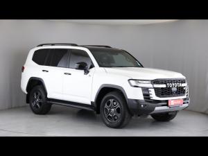 Toyota Land Cruiser 300 3.3D GR-Sport - Image 1