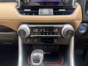 Toyota RAV4 2.5 Hybrid VX E-Four - Image 15
