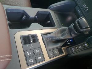 Toyota Land Cruiser Prado 2.8GD VX-R - Image 12