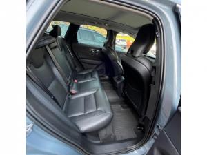 Volvo XC60 B5 AWD Essential - Image 7