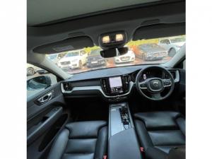 Volvo XC60 B5 AWD Essential - Image 9
