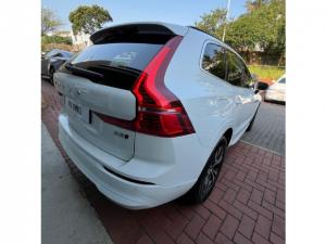 Volvo XC60 B5 AWD Essential - Image 13